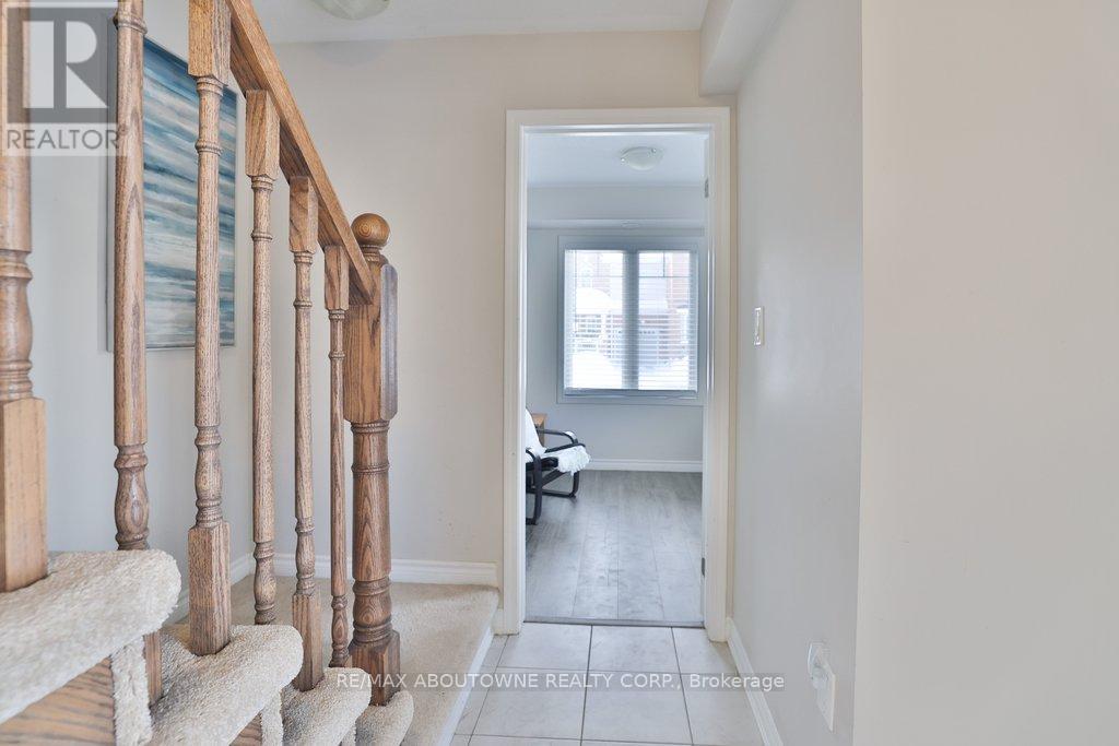 1133 Duignan Crescent, Milton, ON - Indoor Photo Showing Other Room