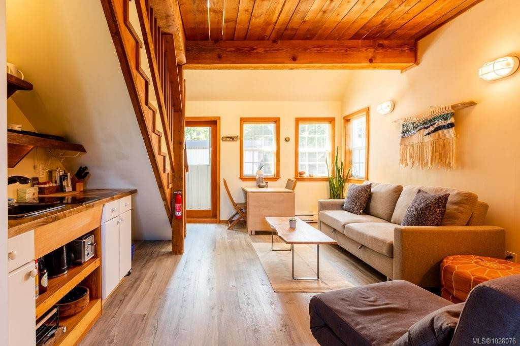#4-1002 Peninsula Rd, Ucluelet, BC