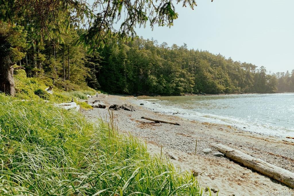 #4-1002 Peninsula Rd, Ucluelet, BC