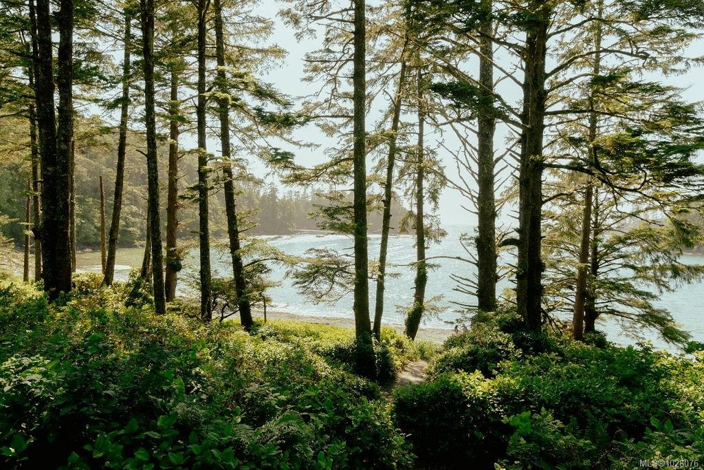 #4-1002 Peninsula Rd, Ucluelet, BC