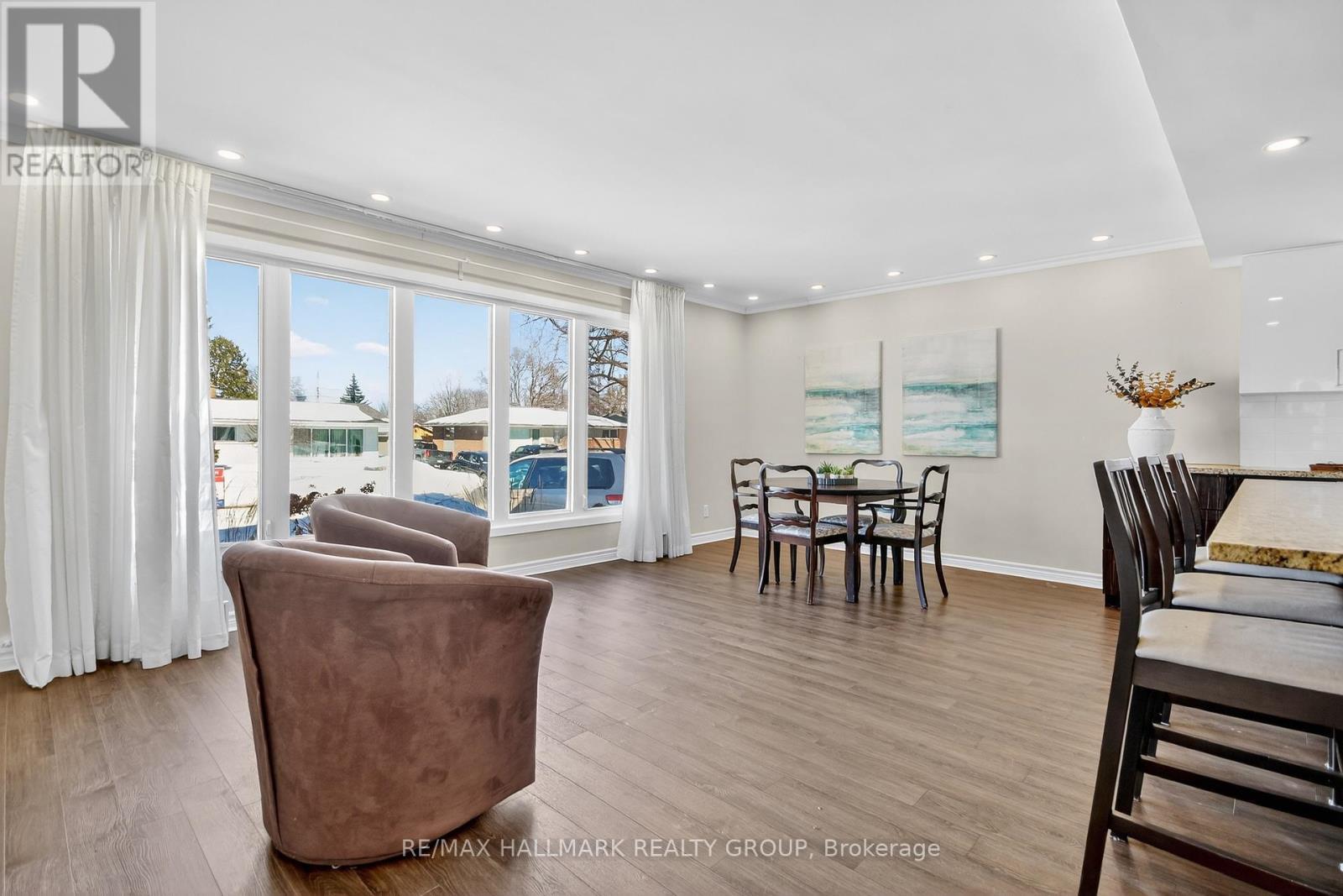 2160 Lambeth Walk, Ottawa, ON - Indoor