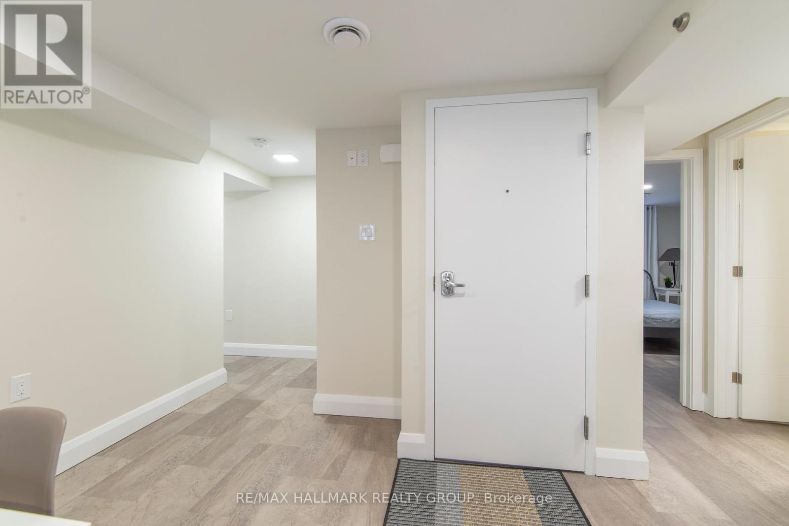 2160 Lambeth Walk, Ottawa, ON - Indoor Photo Showing Other Room