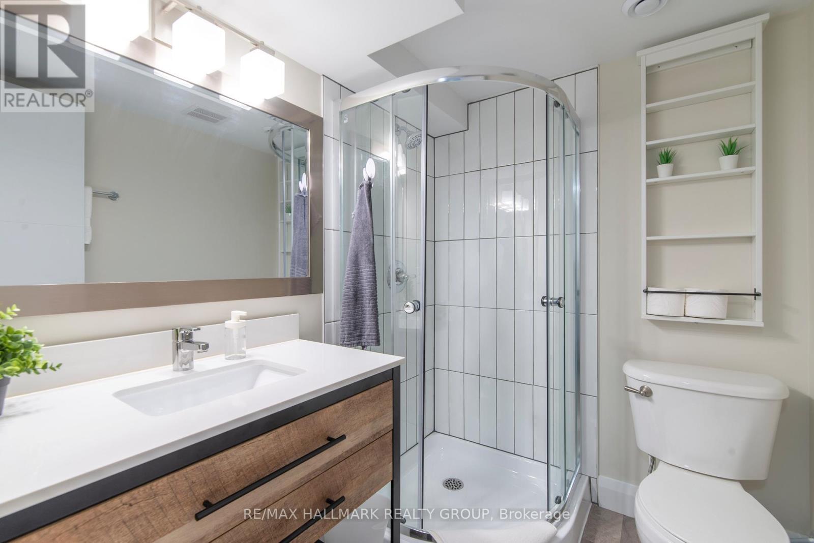 2160 Lambeth Walk, Ottawa, ON - Indoor Photo Showing Bathroom