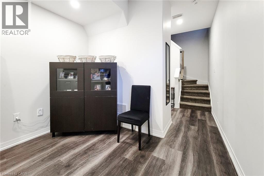 575 Woodward Avenue, Hamilton, ON - Indoor Photo Showing Other Room