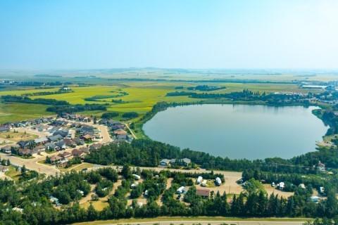 5901-50 Avenue, Innisfail, AB