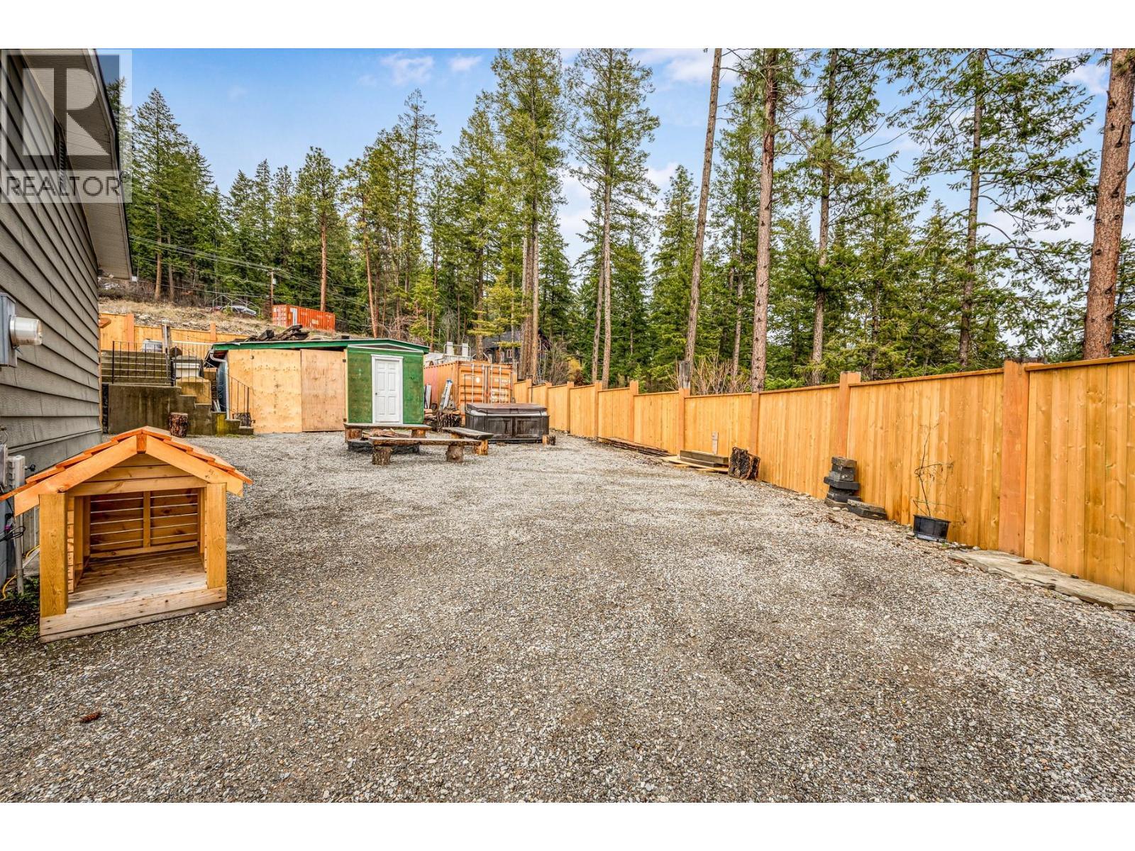 494 Killarney Way, Vernon, BC - Outdoor With Backyard