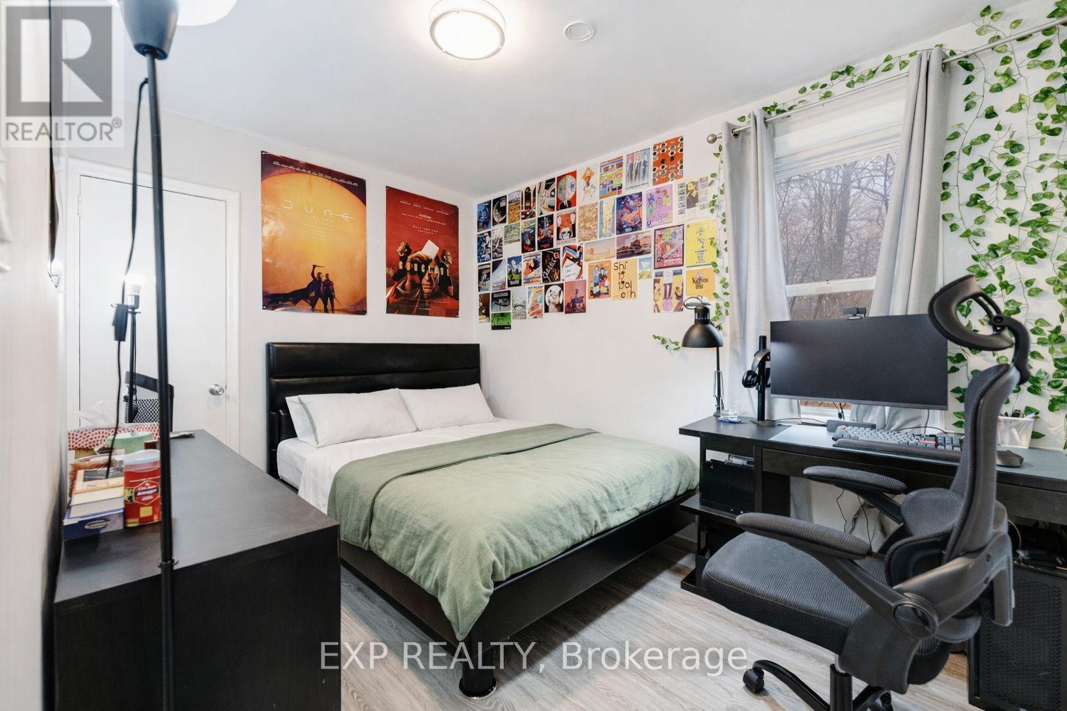 16 Ainslie Avenue, Hamilton, ON - Indoor