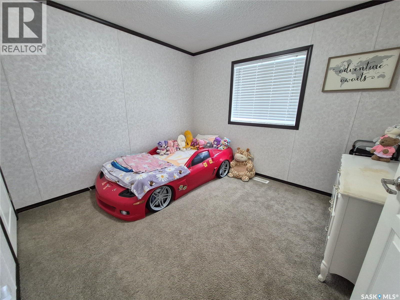 151 2Nd Avenue, Bengough, SK - Indoor Photo Showing Bedroom