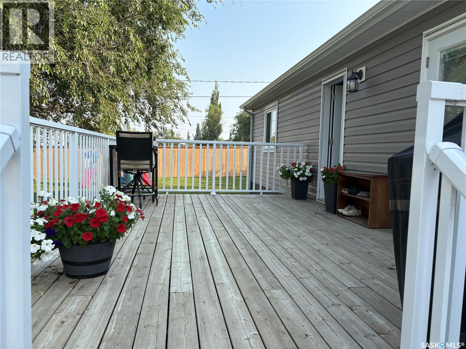 151 2Nd Avenue, Bengough, SK - Outdoor With Deck Patio Veranda With Exterior