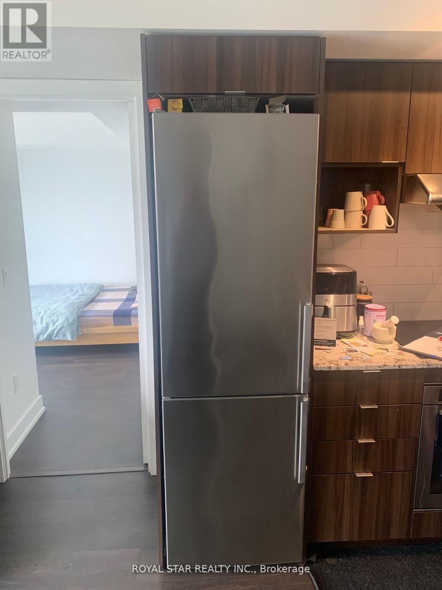 2010 - 7 Mabelle Avenue, Toronto, ON - Indoor