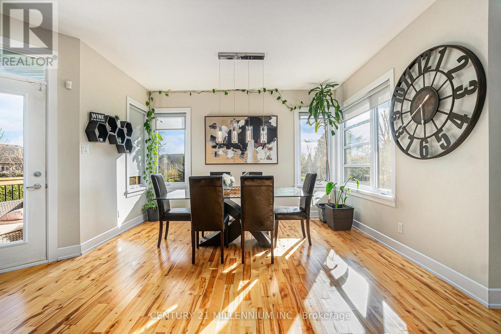 6470 Apple Orchard Road, Ottawa, ON - Indoor Photo Showing Dining Room