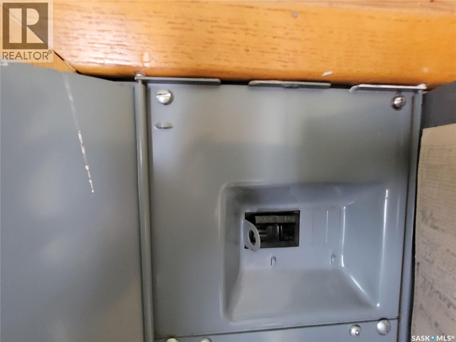 102 Jubilee Bay, Unity, SK - Indoor