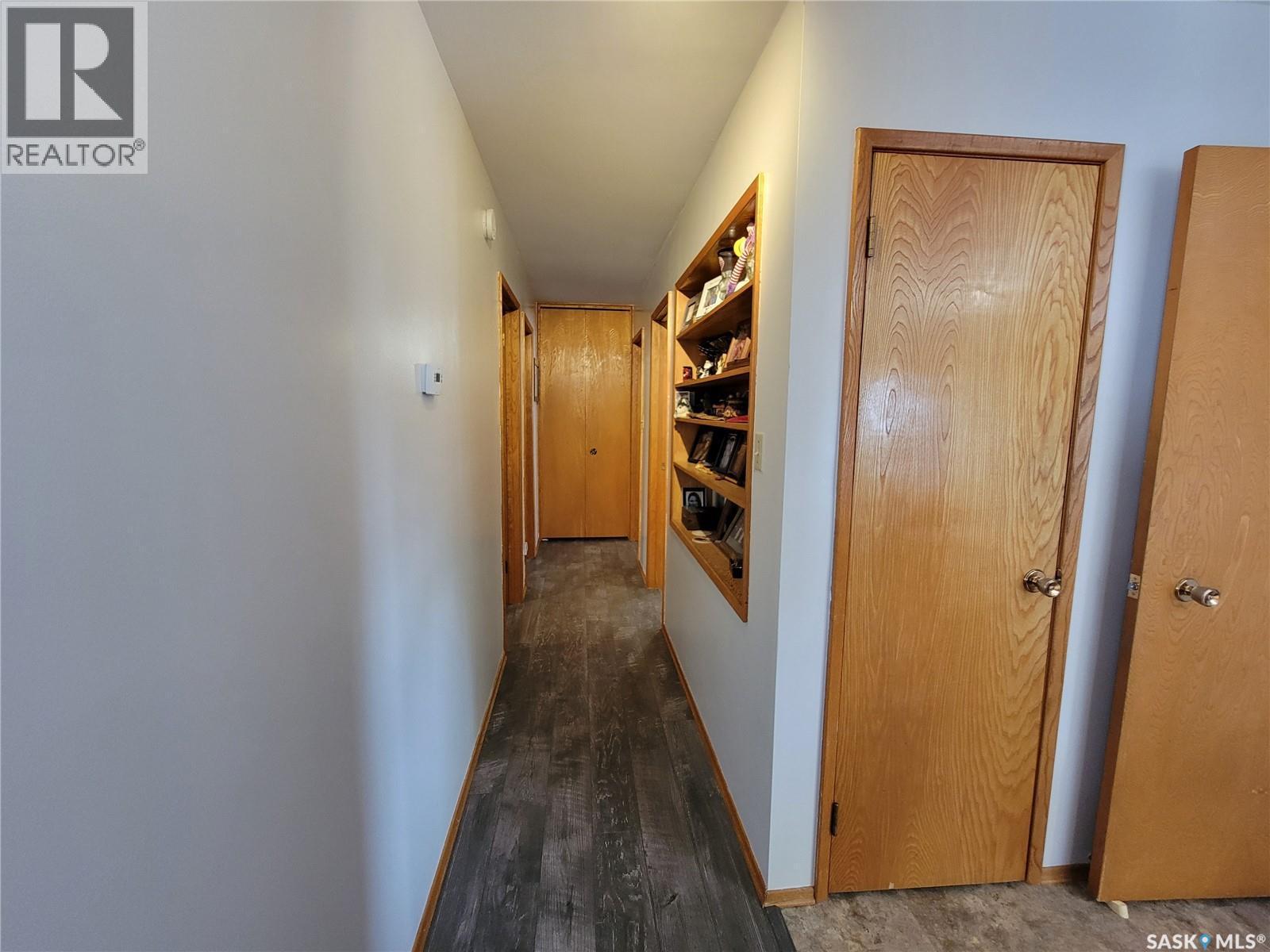 102 Jubilee Bay, Unity, SK - Indoor Photo Showing Other Room