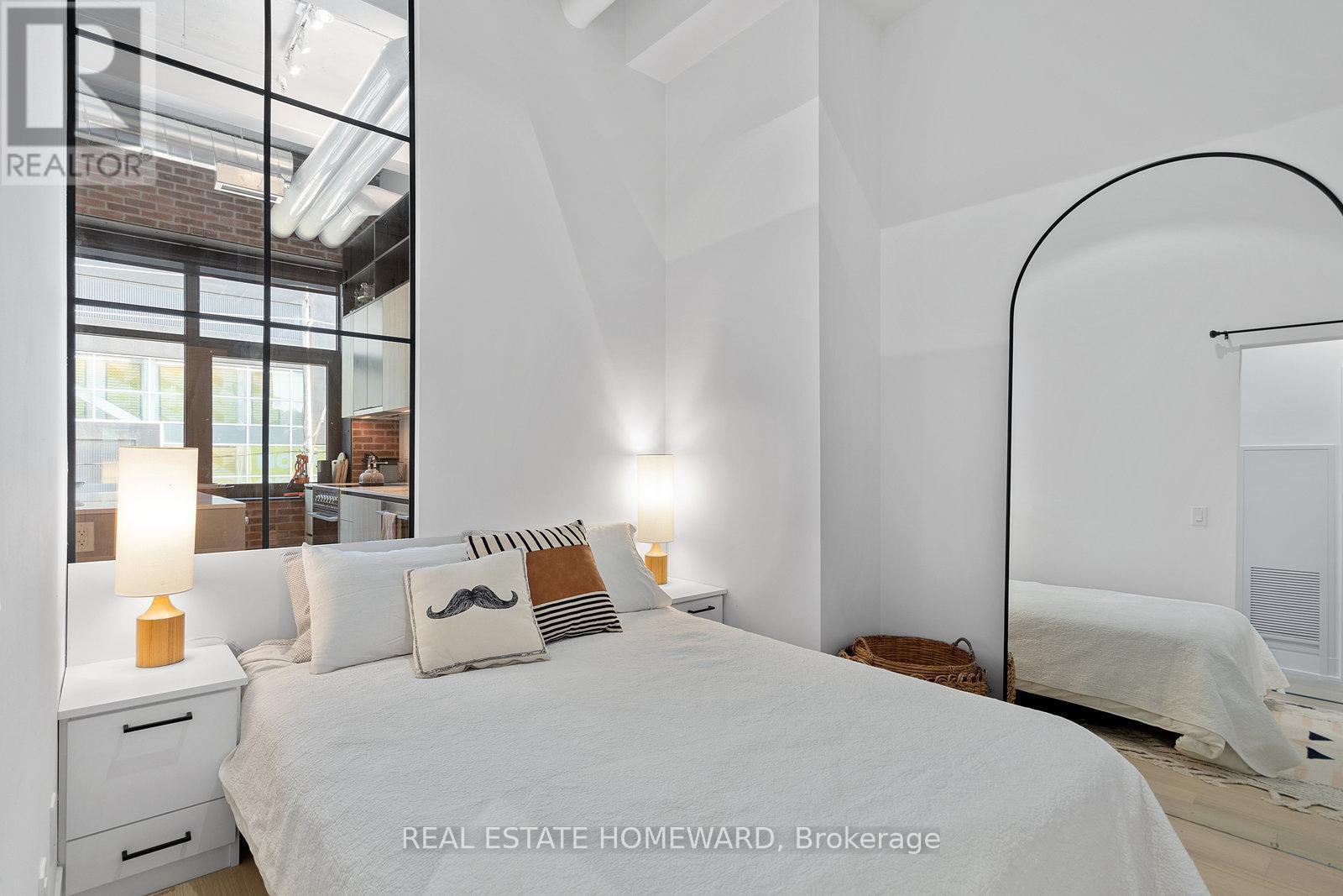 Primary Bedroom - 207 - 150 Logan Avenue, Toronto, ON - Indoor Photo Showing Bedroom