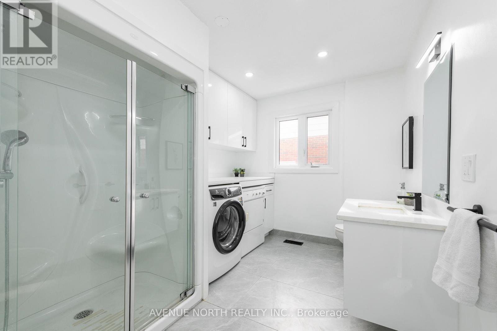 2007 Tawney Road, Ottawa, ON - Indoor