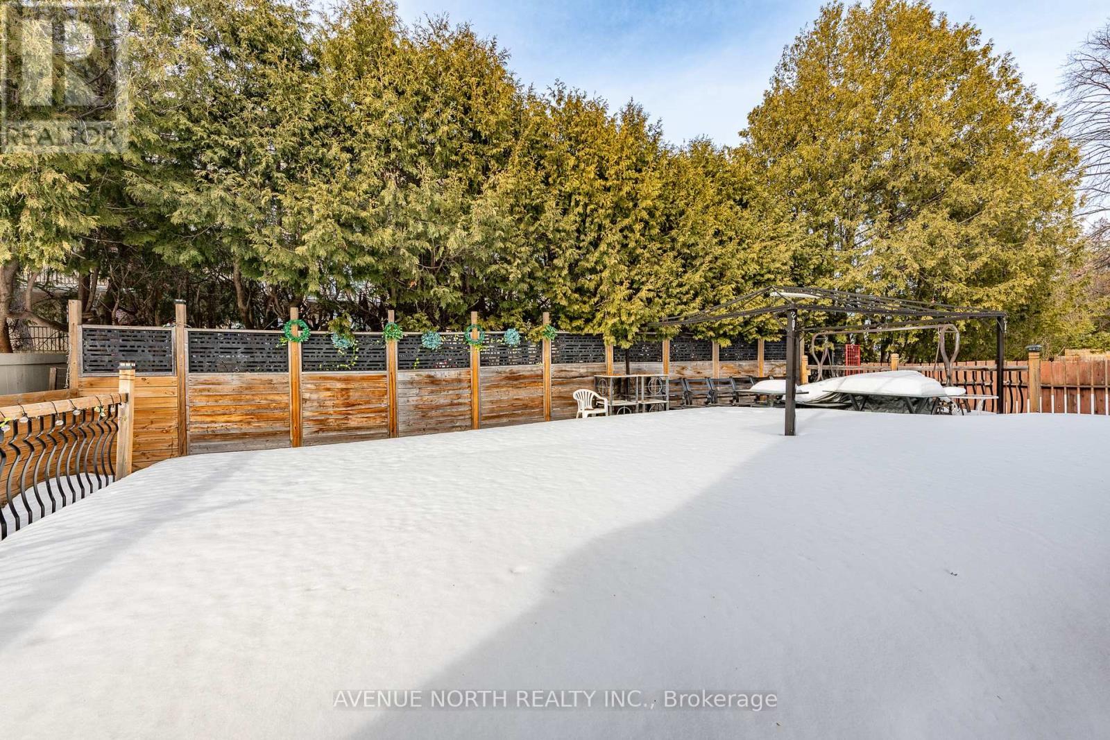 2007 Tawney Road, Ottawa, ON - Outdoor