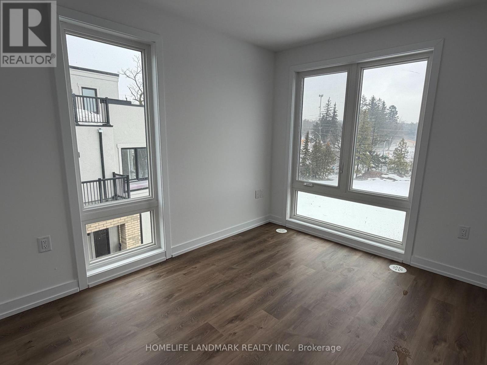 203 - 3 Bancroft Lane, Richmond Hill, ON - Indoor Photo Showing Other Room