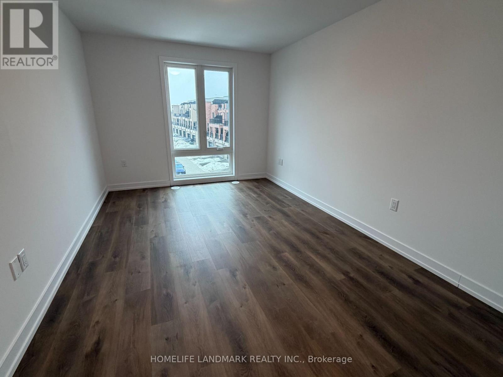 205 - 3 Bancroft Lane, Richmond Hill, ON - Indoor Photo Showing Other Room