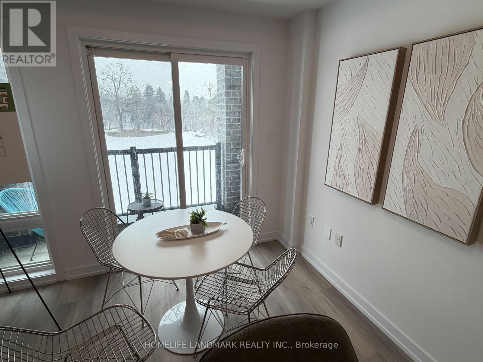 209 - 3 Bancroft Lane, Richmond Hill, ON - Indoor Photo Showing Dining Room