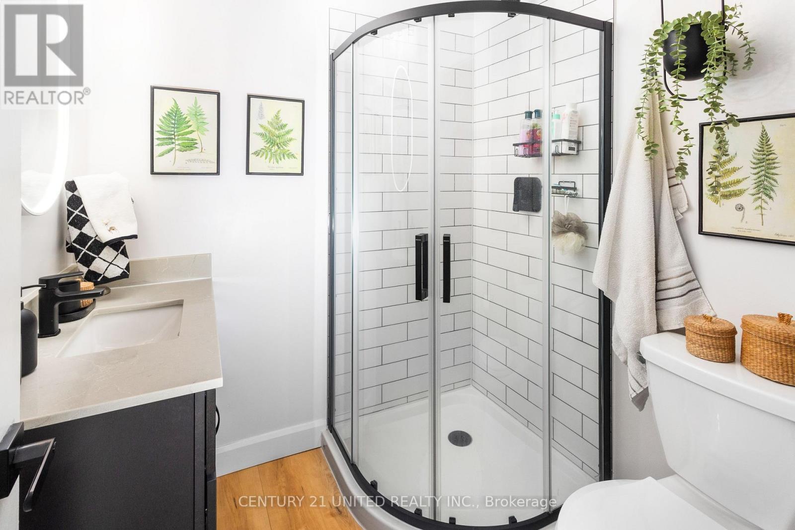 1455 Glenforest Crescent, Peterborough (Monaghan Ward 2), ON - Indoor Photo Showing Bathroom