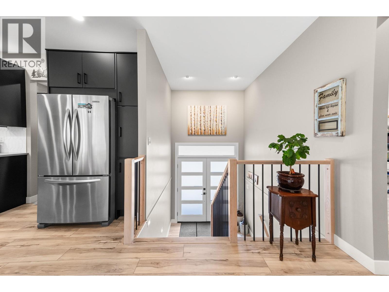 617 2Nd Avenue, Keremeos, BC - Indoor