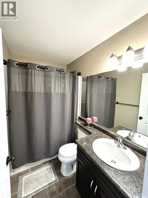 5245 Canuck Crescent, Regina, SK - Indoor Photo Showing Bathroom