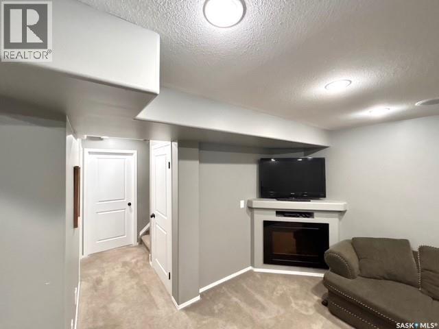 5245 Canuck Crescent, Regina, SK - Indoor