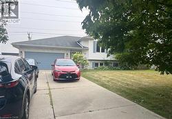 14 OLD ORCHARD Glen Unit# side unit Woodstock, ON N4V 1G2