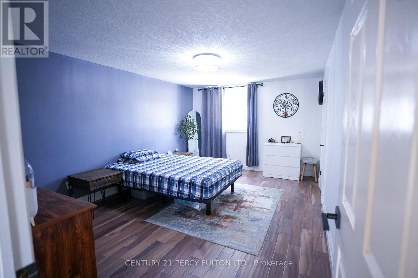 Master Bedroom - 333 Rosette Drive, Waterloo, ON - Indoor Photo Showing Bedroom