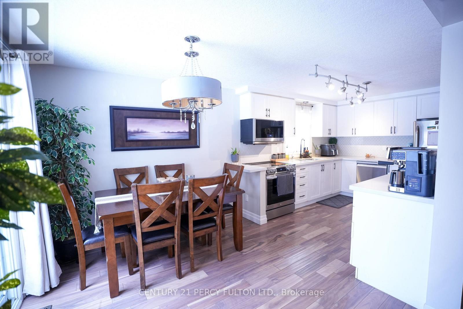 333 Rosette Drive, Waterloo, ON - Indoor