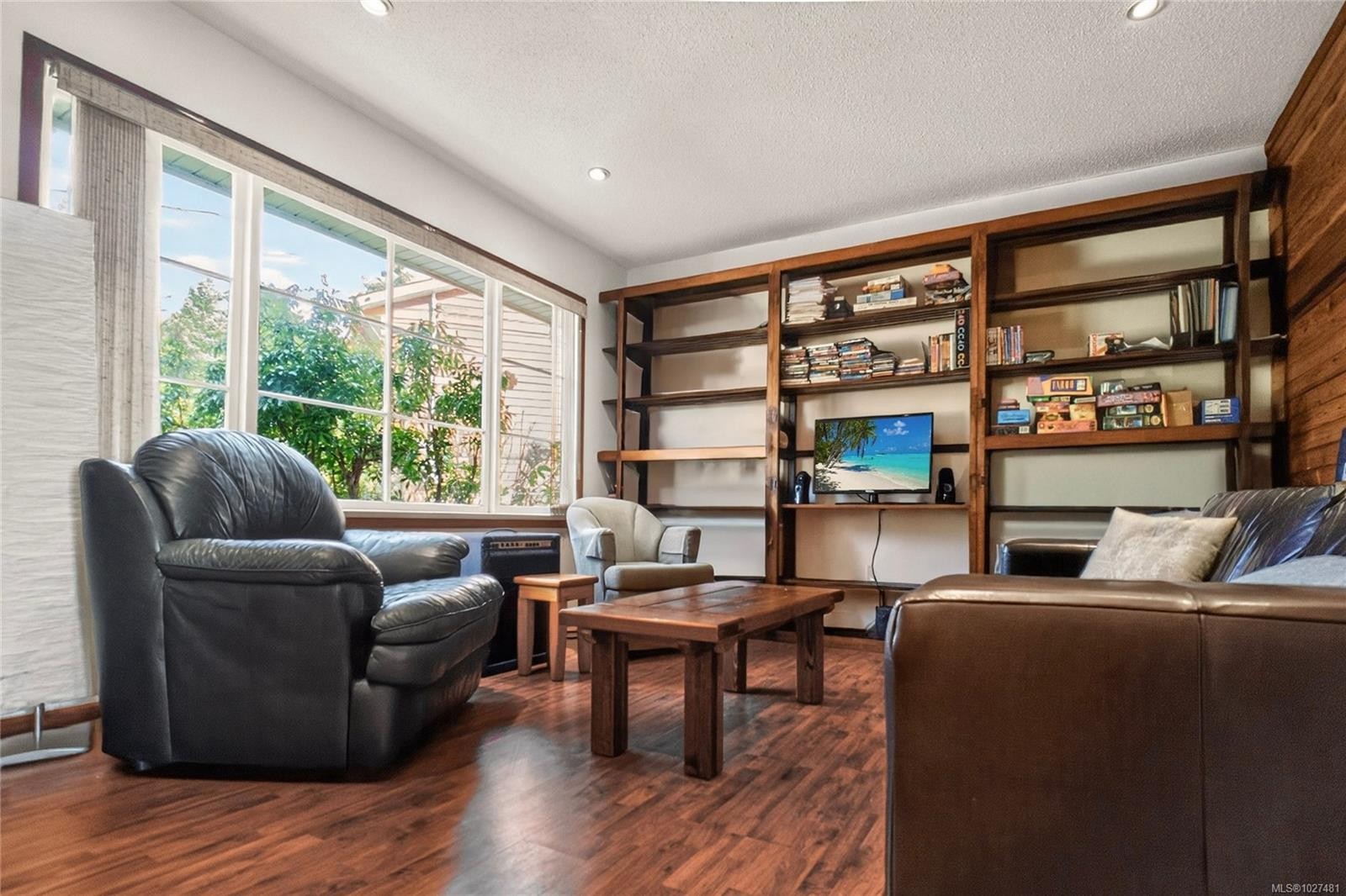 212 Albion Cres, Ucluelet, BC