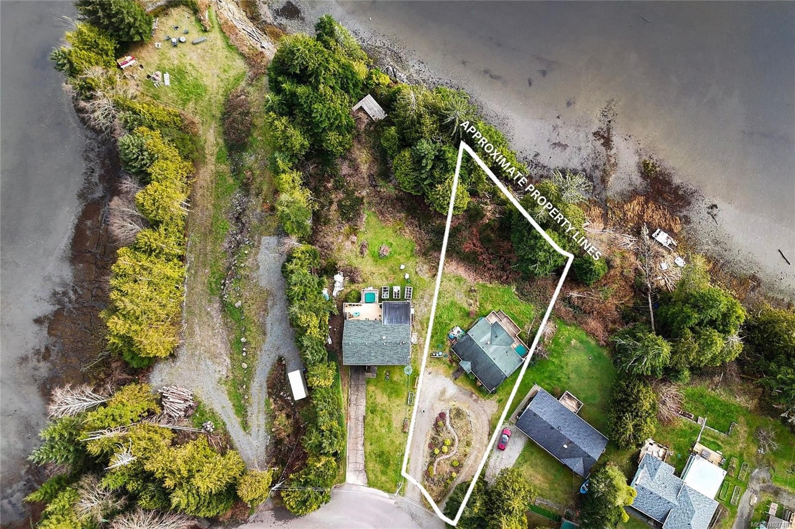 212 Albion Cres, Ucluelet, BC