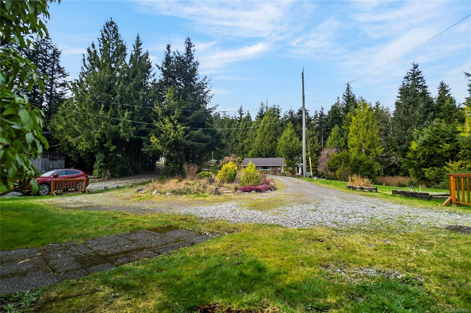 212 Albion Cres, Ucluelet, BC
