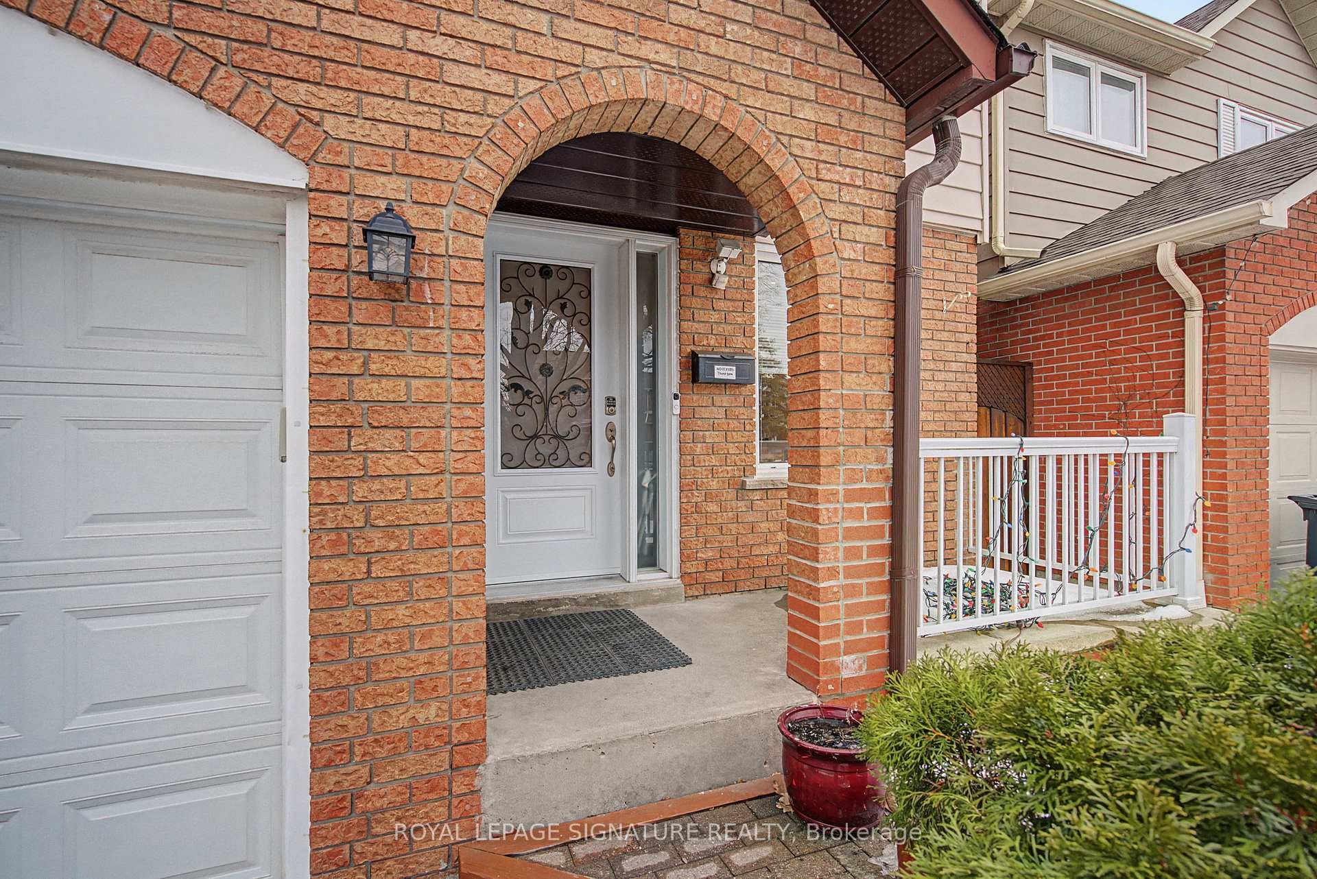 4317 Sugarbush Road, Mississauga, ON - Outdoor With Exterior