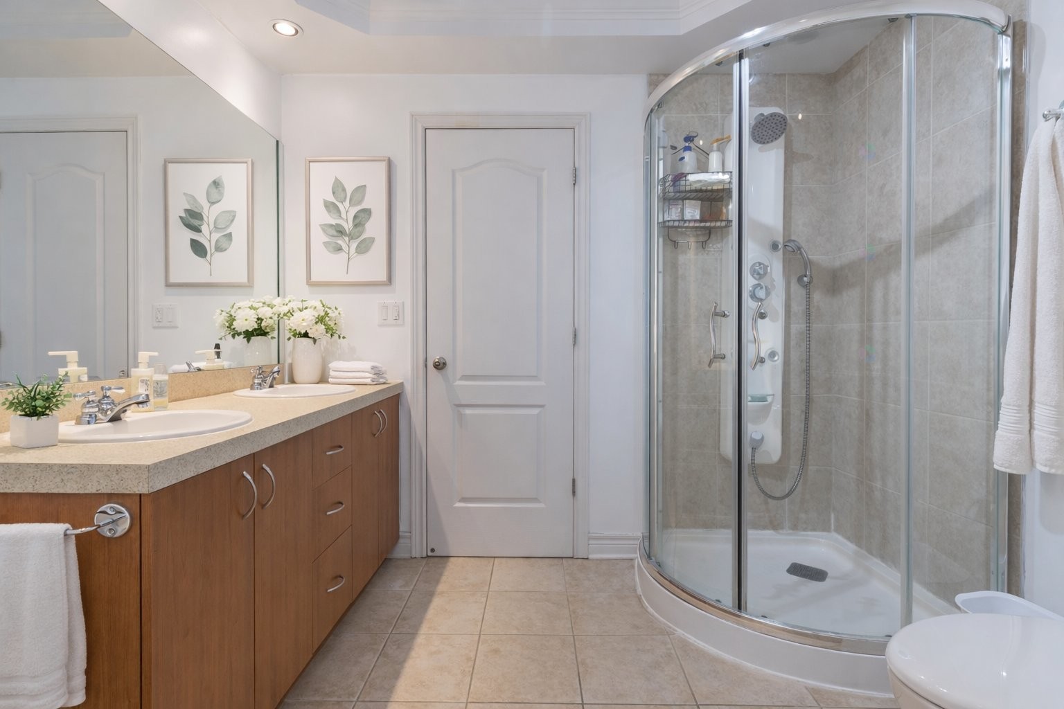 Bathroom - 136Z Av. Alston, Pointe-Claire, QC - Indoor Photo Showing Bathroom
