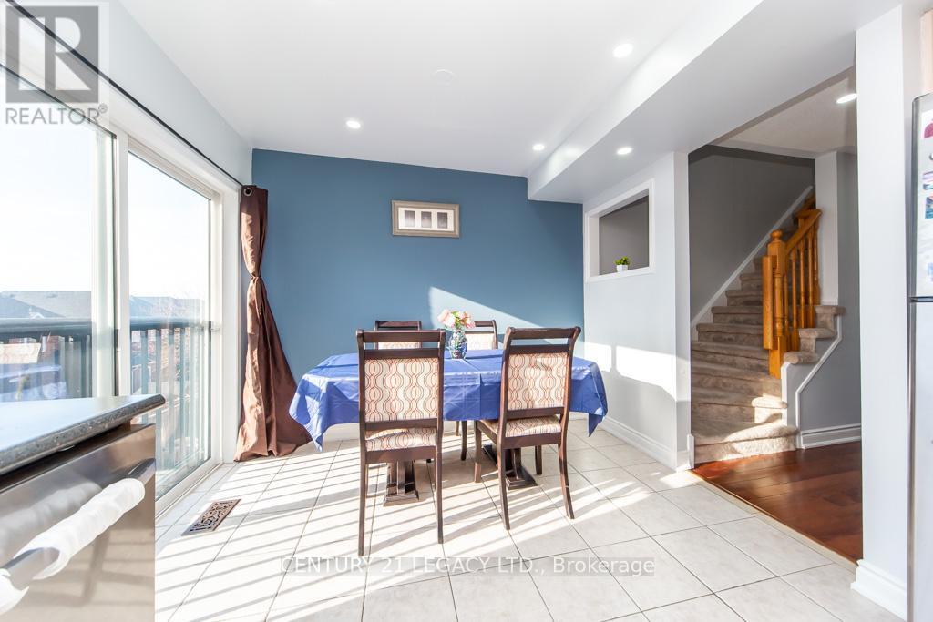 28 Oakins Lane, Ajax, ON - Indoor