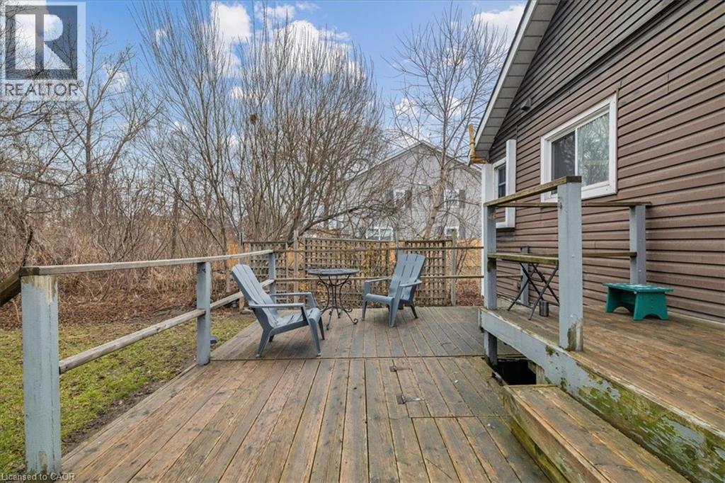 7 North Park Avenue, Hamilton, ON - Outdoor With Deck Patio Veranda With Exterior
