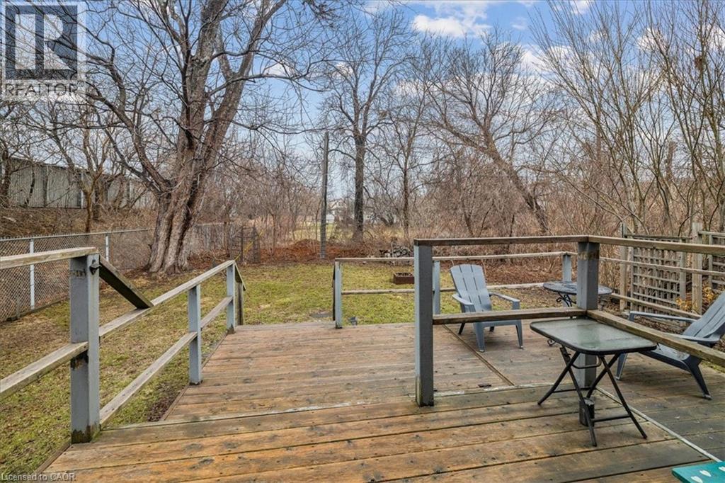 7 North Park Avenue, Hamilton, ON - Outdoor With Deck Patio Veranda