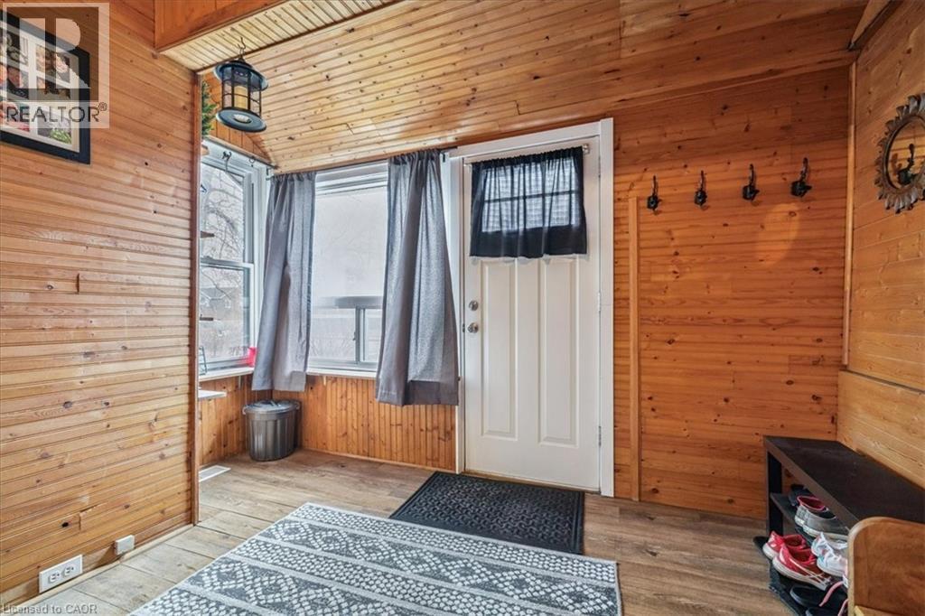 7 North Park Avenue, Hamilton, ON - Photo Showing Other Room