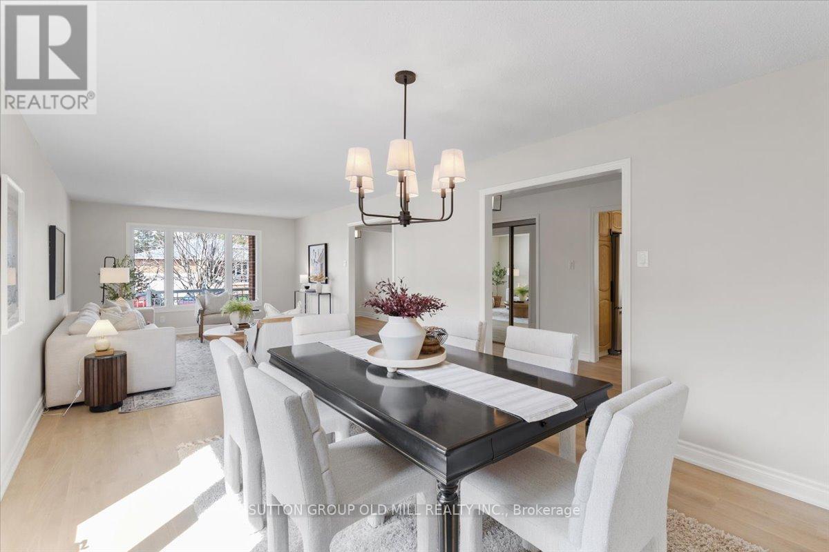 37 Brandy Crescent, Vaughan, ON - Indoor Photo Showing Dining Room