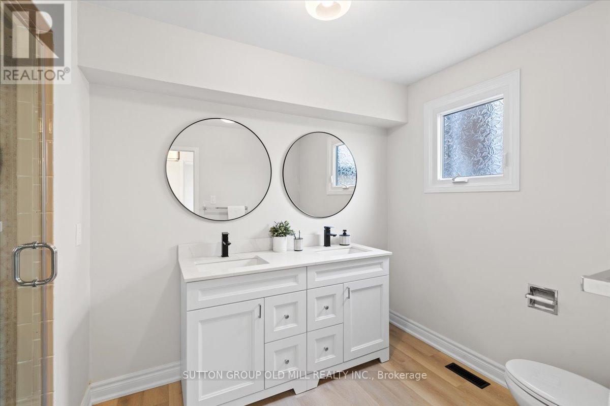37 Brandy Crescent, Vaughan, ON - Indoor Photo Showing Bathroom