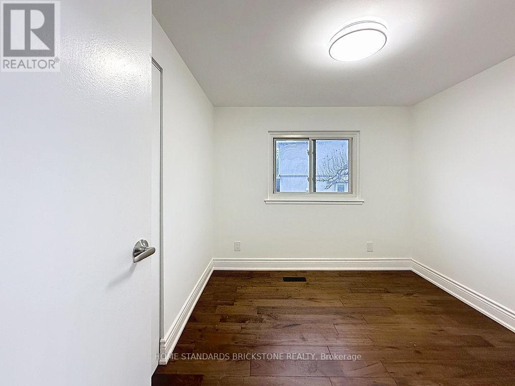 1360 Glen Rutley Circle, Mississauga, ON - Indoor Photo Showing Other Room