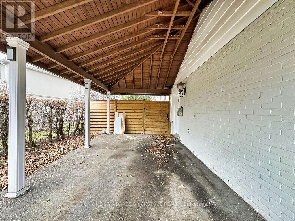 1360 Glen Rutley Circle, Mississauga, ON - With Exterior