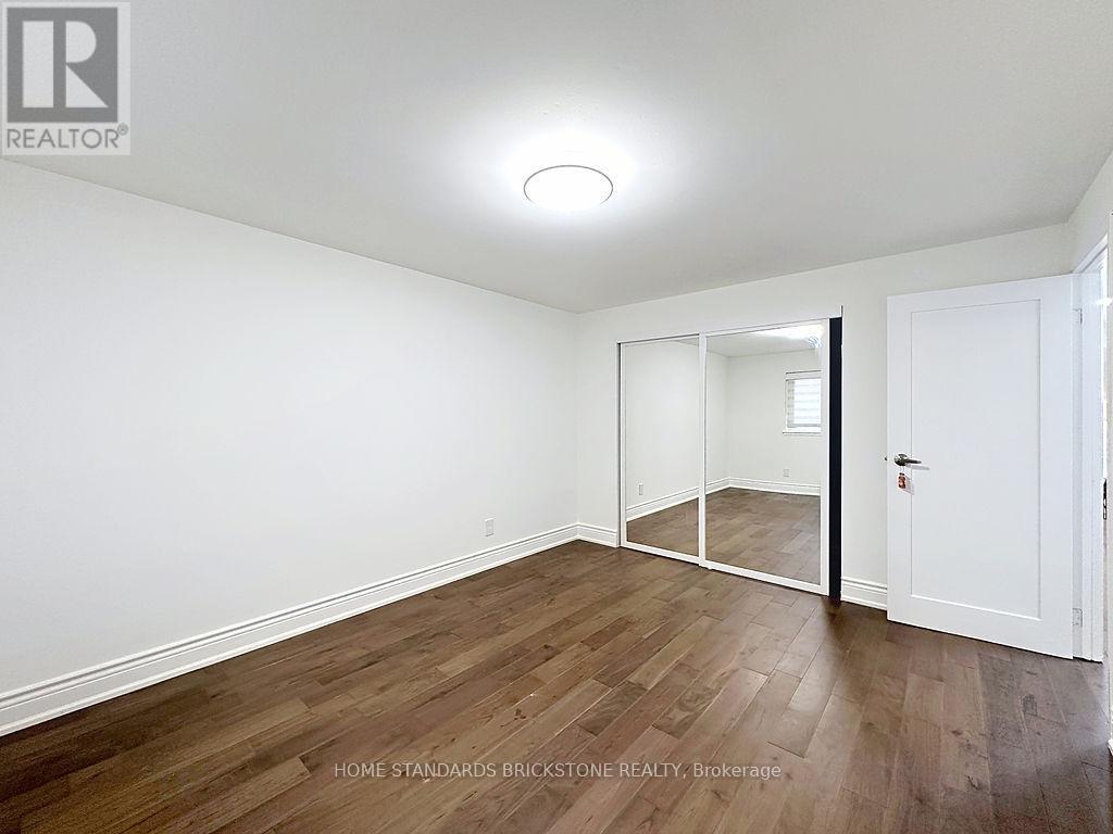 1360 Glen Rutley Circle, Mississauga, ON - Indoor Photo Showing Other Room