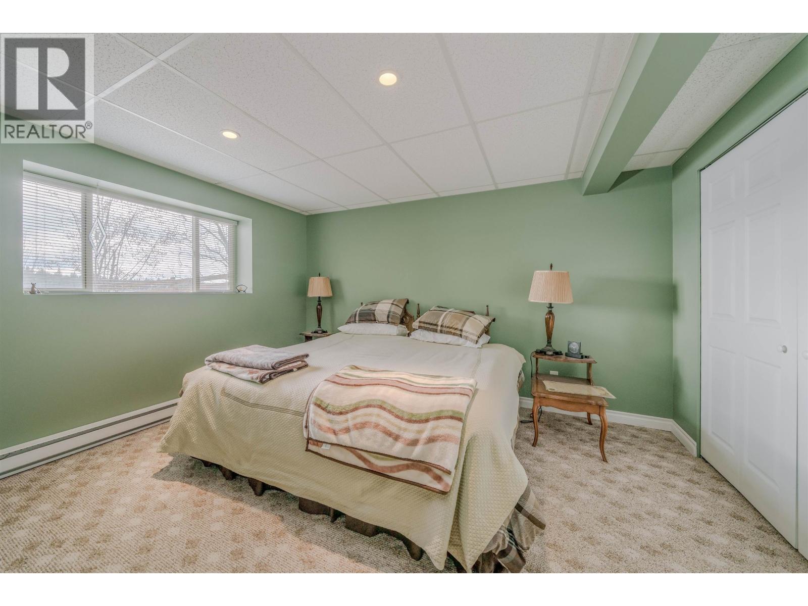 6410 Fox Crescent, Green Lake, BC - Indoor Photo Showing Bedroom