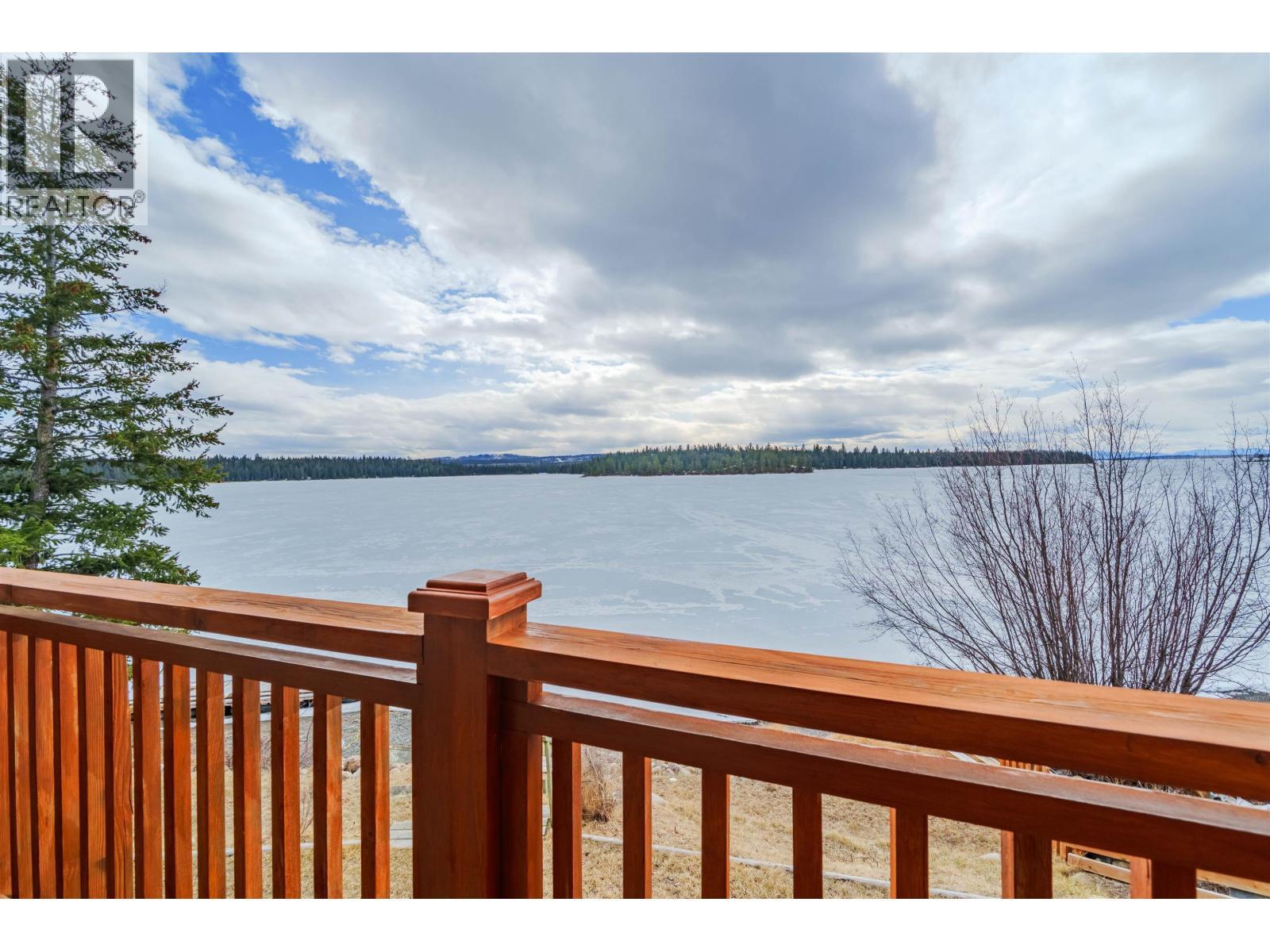 6410 Fox Crescent, Green Lake, BC - Outdoor With Body Of Water With View