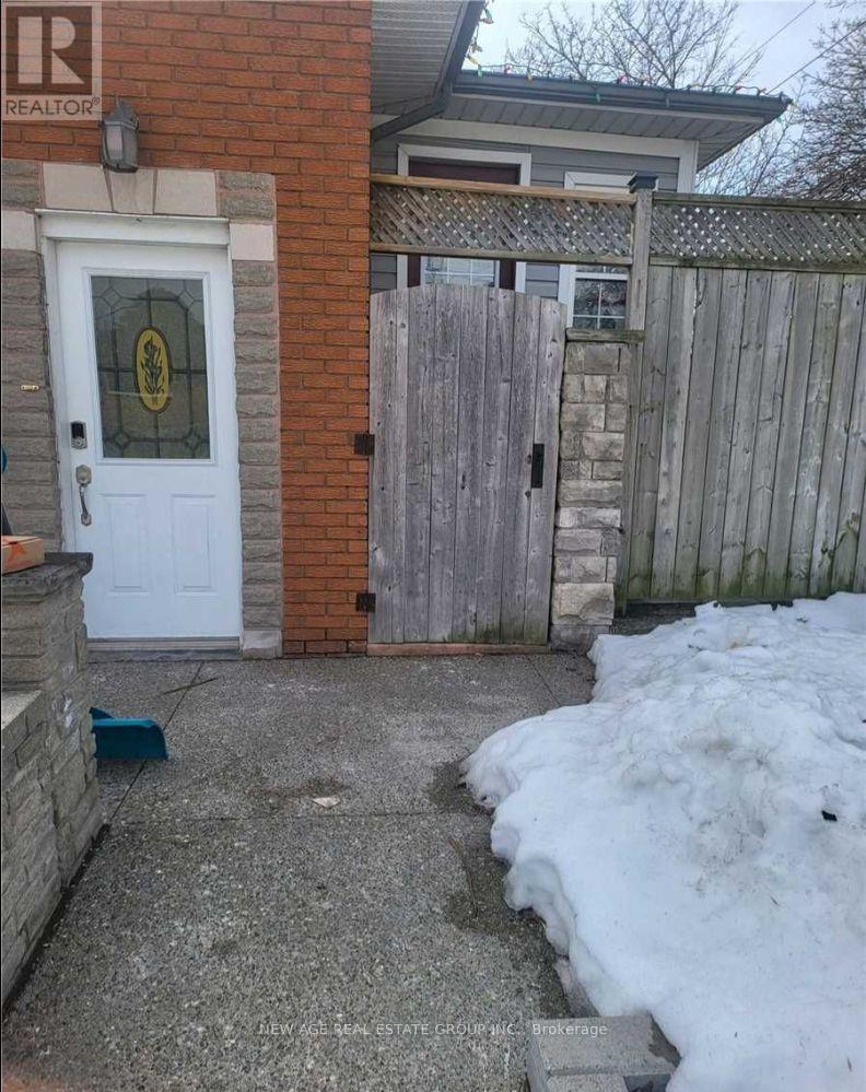 467 Limeridge Road W, Hamilton, ON - Outdoor With Exterior