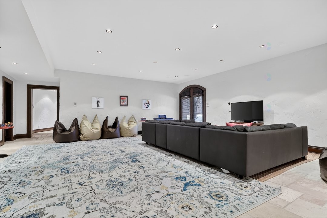 Family Room - 1015 Ch. Cochrane, Mont-Tremblant, QC - Indoor