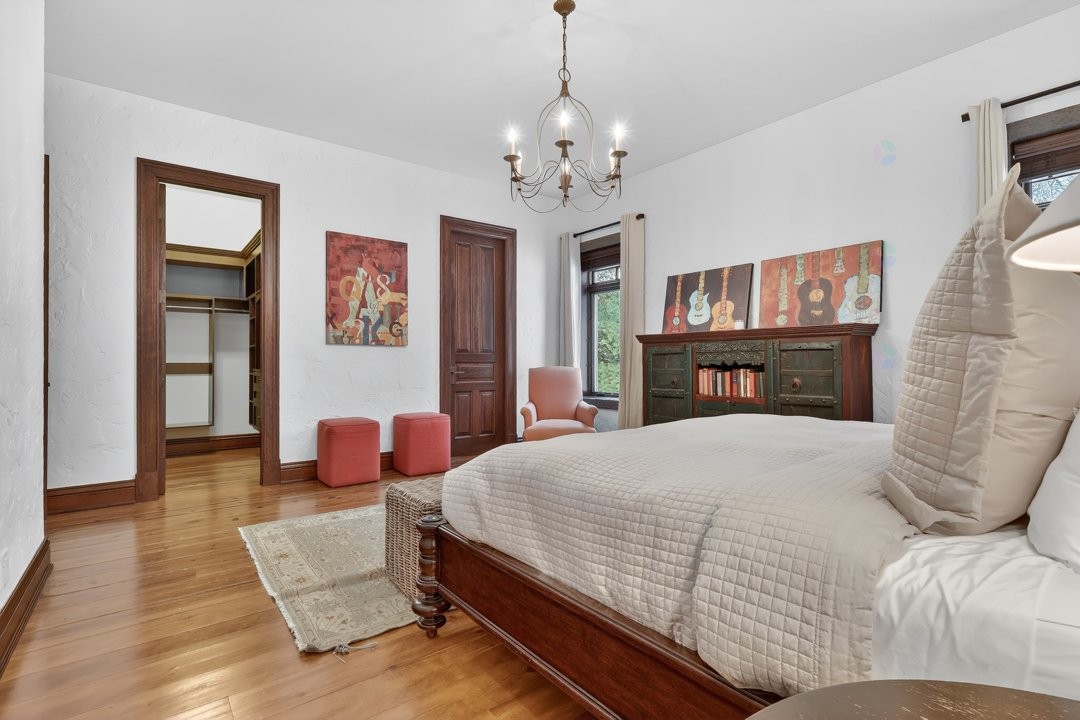 Bedroom - 1015 Ch. Cochrane, Mont-Tremblant, QC - Indoor Photo Showing Bedroom