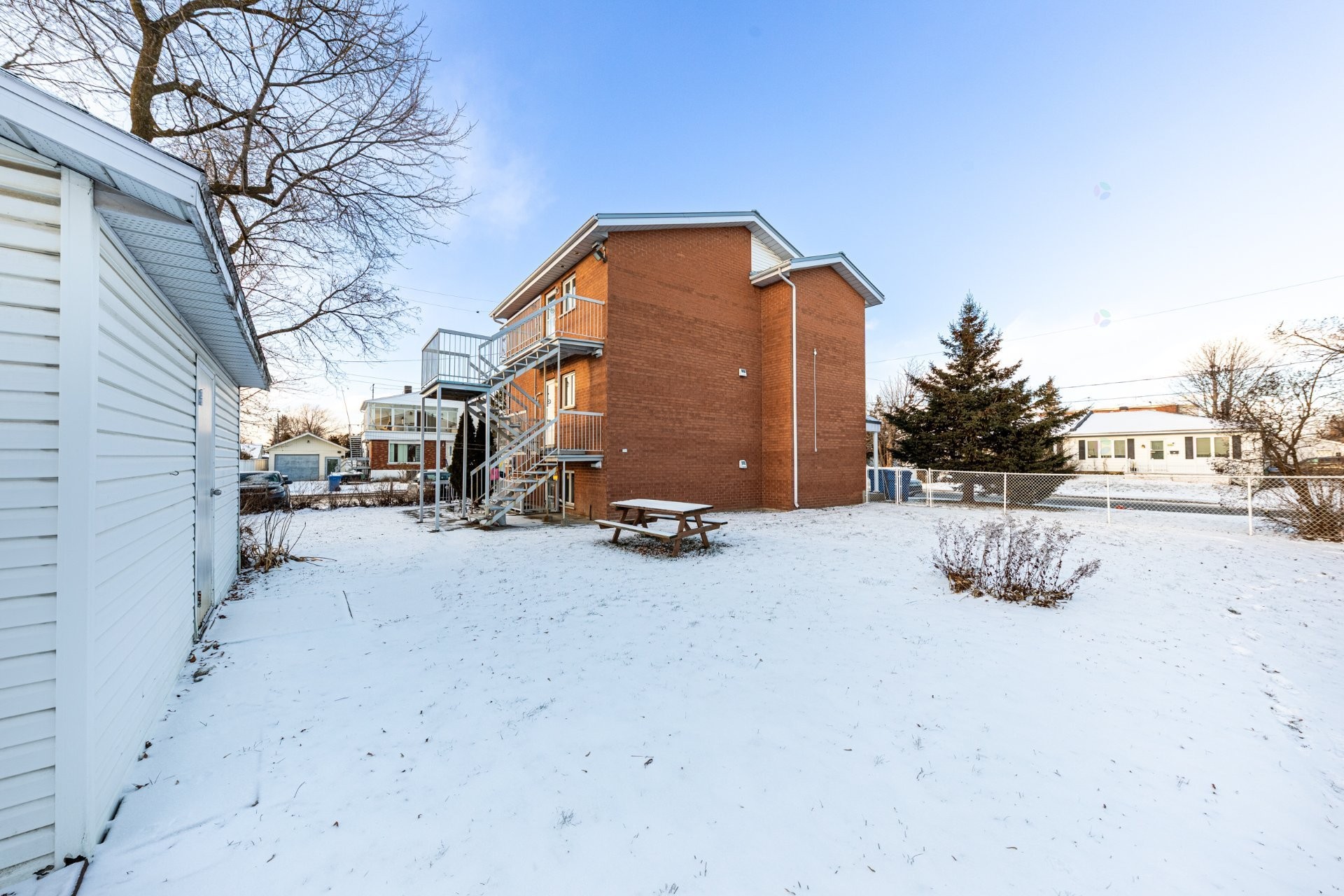 Courtyard - 1152 - 1156 Rue Jean-Béliveau, Longueuil (Le Vieux-Longueuil), QC - Outdoor